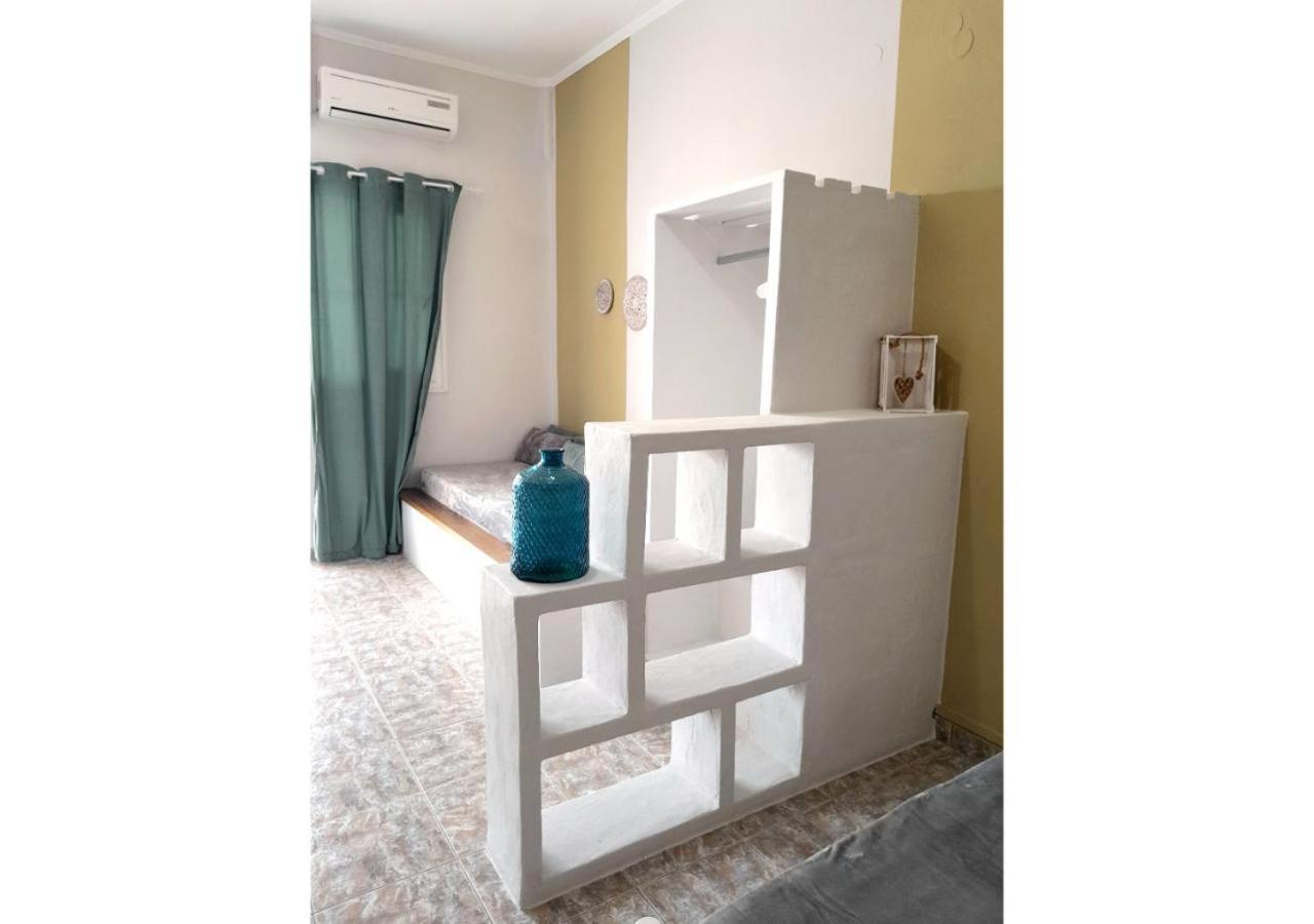 Overhill Apartments Adamas Esterno foto