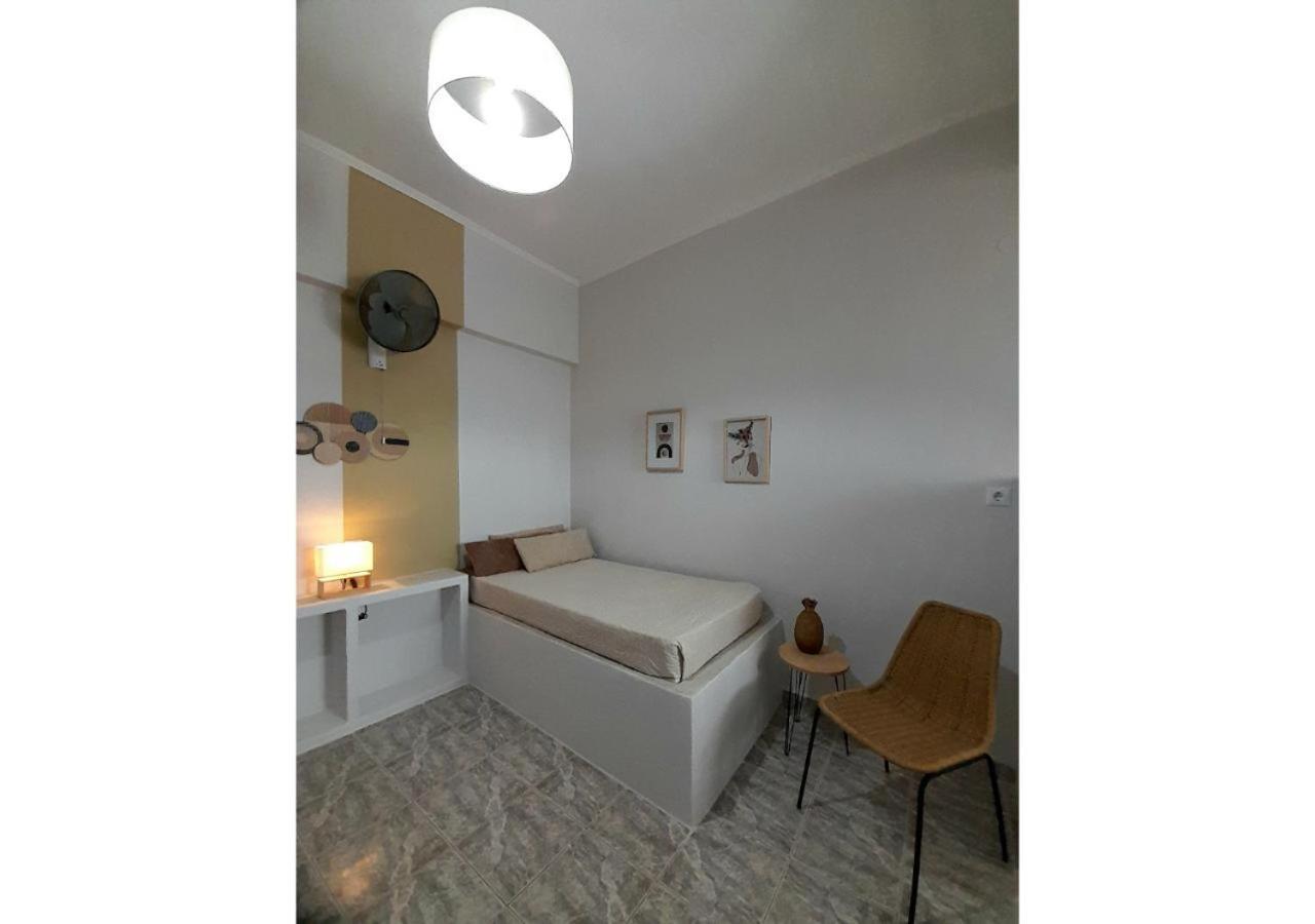 Overhill Apartments Adamas Esterno foto